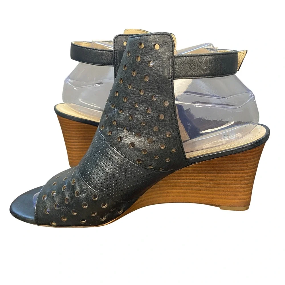 Johnston & Murphy Black Leather Perforated‎ Wedge Heel Sandal Booties Size 9